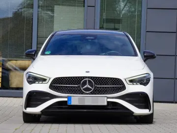 MERCEDES-BENZ CLA 250 4Matic AMG Line   JUNGE STERNE…