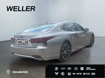LEXUS LS 500 h Executive Line  Matrix Luftfeder 360 HU