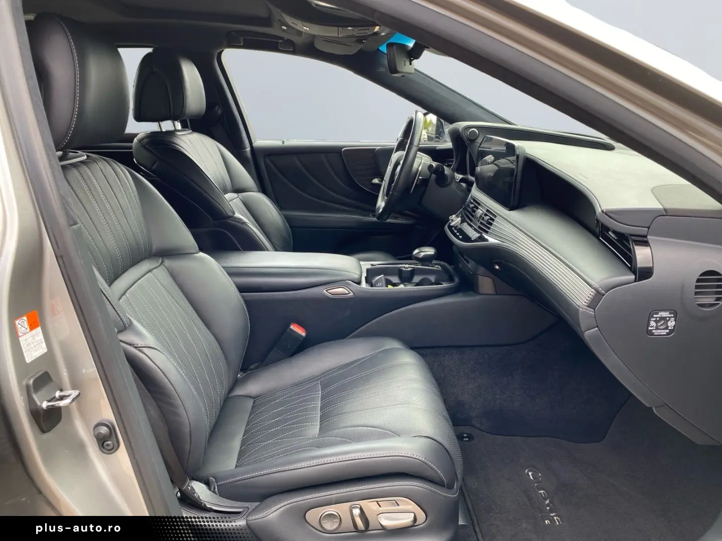 LEXUS LS 500 h Executive Line  Matrix Luftfeder 360 HU