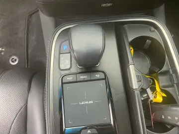 LEXUS LS 500 h Executive Line  Matrix Luftfeder 360 HU