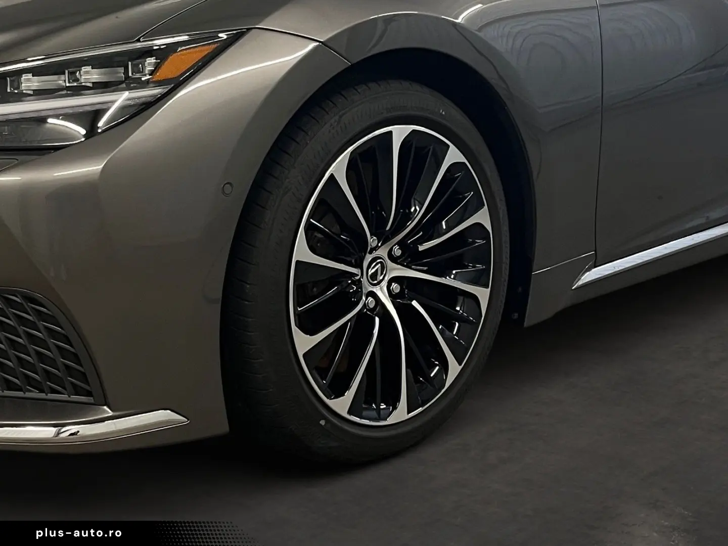LEXUS LS 500h Luxury 4X4 KlimaA LM SoundSys AUT