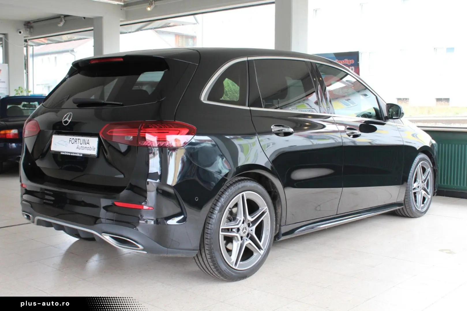 MERCEDES-BENZ B 200 AMG Line LED Navi Rückfahrkamera
