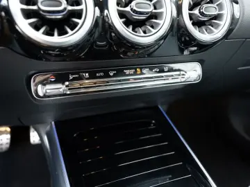 MERCEDES-BENZ B 220 d AMG-Sport LED Cam Totw Keyl Am…