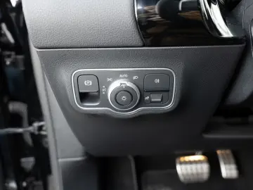 MERCEDES-BENZ B 220 d AMG-Sport LED Cam Totw Keyl Am…