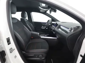 MERCEDES-BENZ B 200 d AMG Kamera LED Navi Park-Ass. …