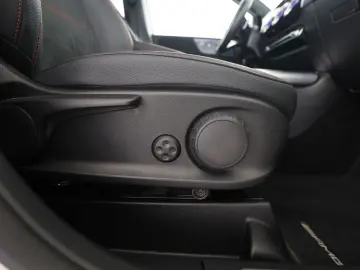 MERCEDES-BENZ B 200 d AMG Kamera LED Navi Park-Ass. …