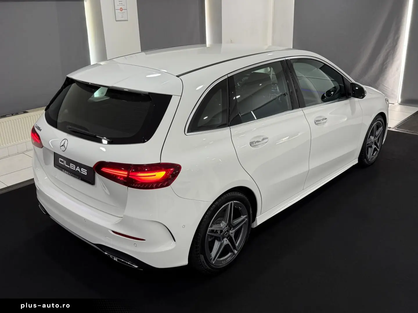 MERCEDES-BENZ B 200 d AMG-Line  KAM AMBIENTE SHZ WIDESCREEN