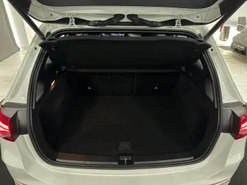 MERCEDES-BENZ B 200 d AMG-Line  KAM AMBIENTE SHZ WIDESCREEN