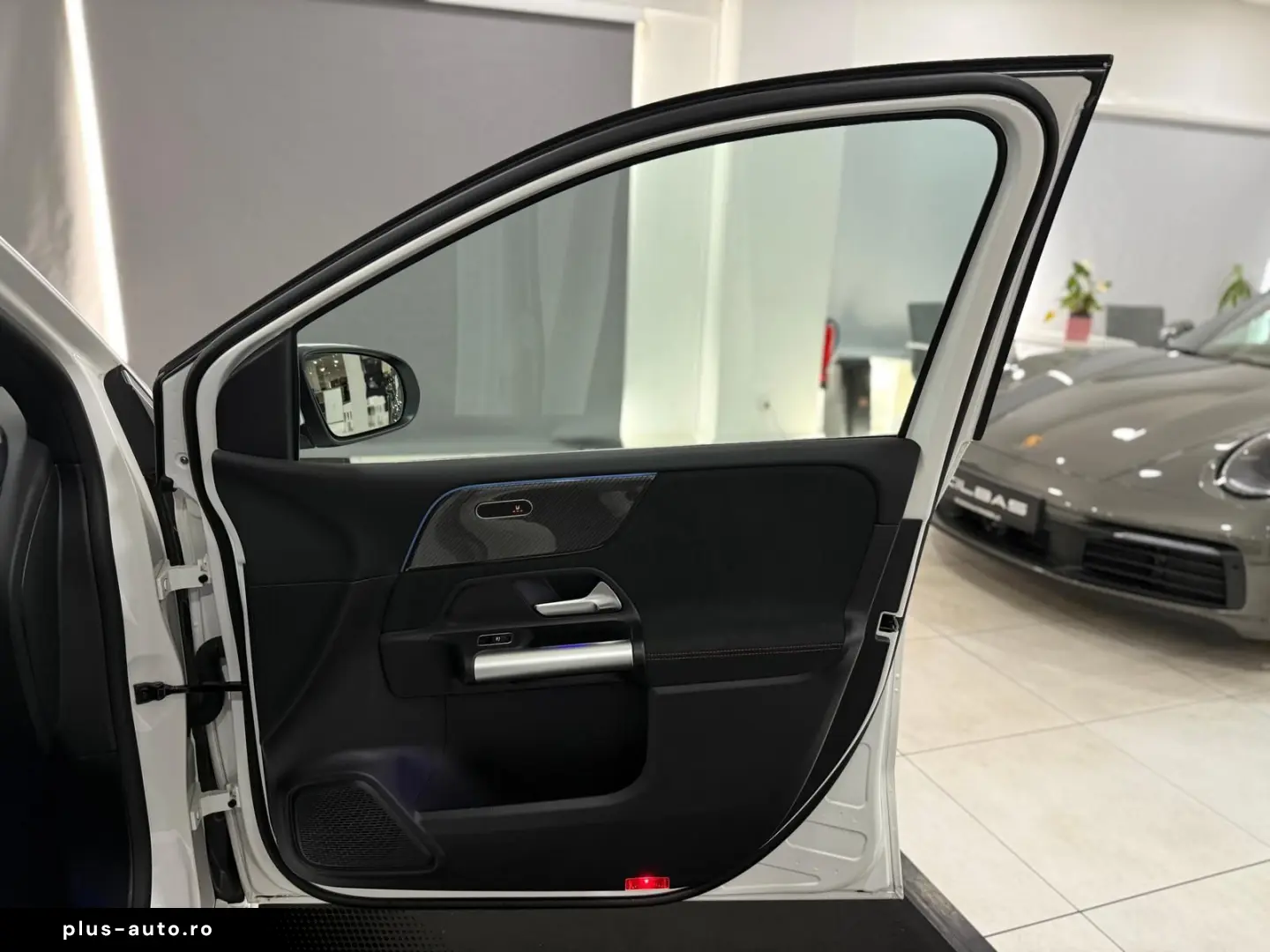 MERCEDES-BENZ B 200 d AMG-Line  KAM AMBIENTE SHZ WIDESCREEN