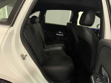 MERCEDES-BENZ B 200 d AMG-Line  KAM AMBIENTE SHZ WIDESCREEN