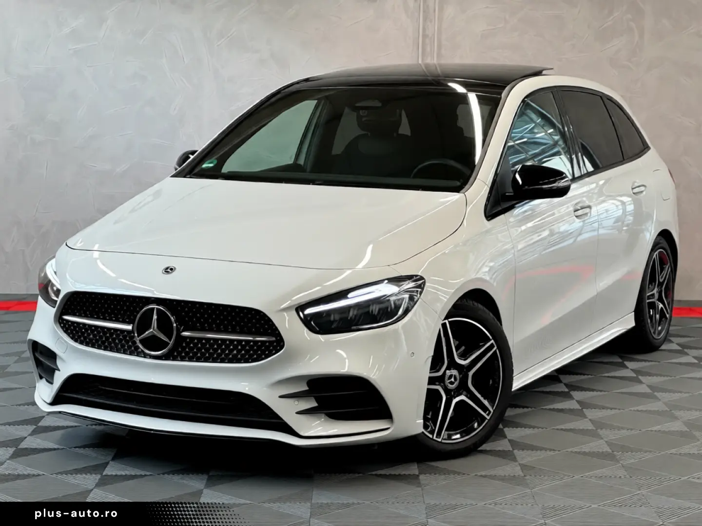MERCEDES-BENZ B 220d AMG Pano AHK Wide Night StdHeiz Kamera