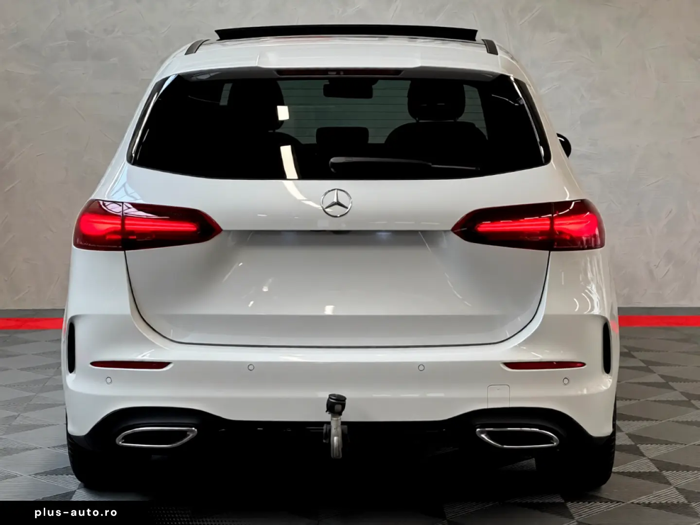 MERCEDES-BENZ B 220d AMG Pano AHK Wide Night StdHeiz Kamera