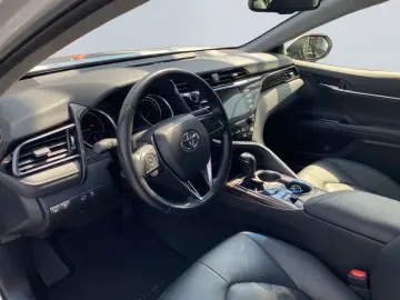 TOYOTA Camry Hybrid Executive  LED RCam Leder Navi SHZ