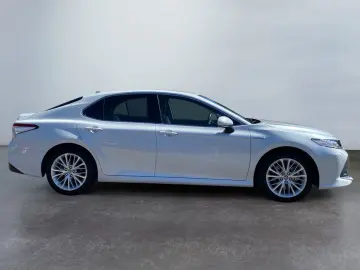 TOYOTA Camry Hybrid Executive  LED RCam Leder Navi SHZ