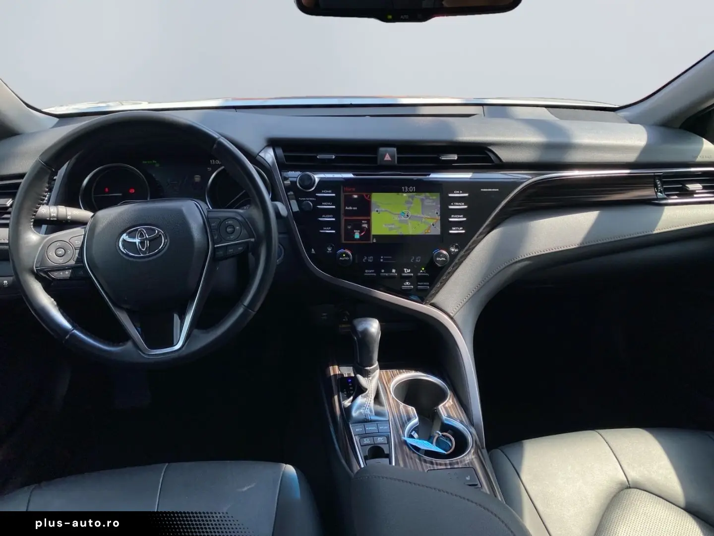 TOYOTA Camry Hybrid Executive  LED RCam Leder Navi SHZ