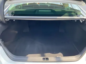 TOYOTA Camry Hybrid Executive  LED RCam Leder Navi SHZ