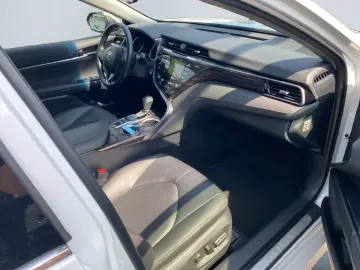 TOYOTA Camry Hybrid Executive  LED RCam Leder Navi SHZ