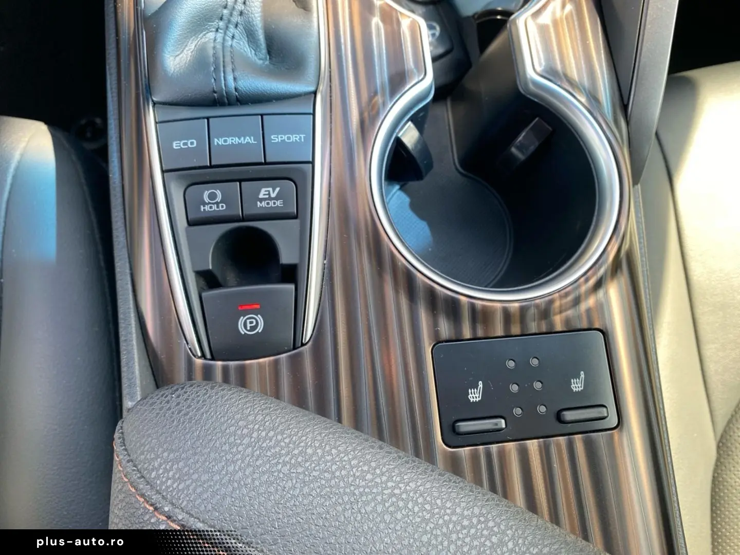 TOYOTA Camry Hybrid Executive  LED RCam Leder Navi SHZ