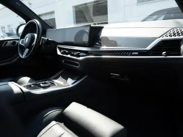 BMW X5 60 xDrive