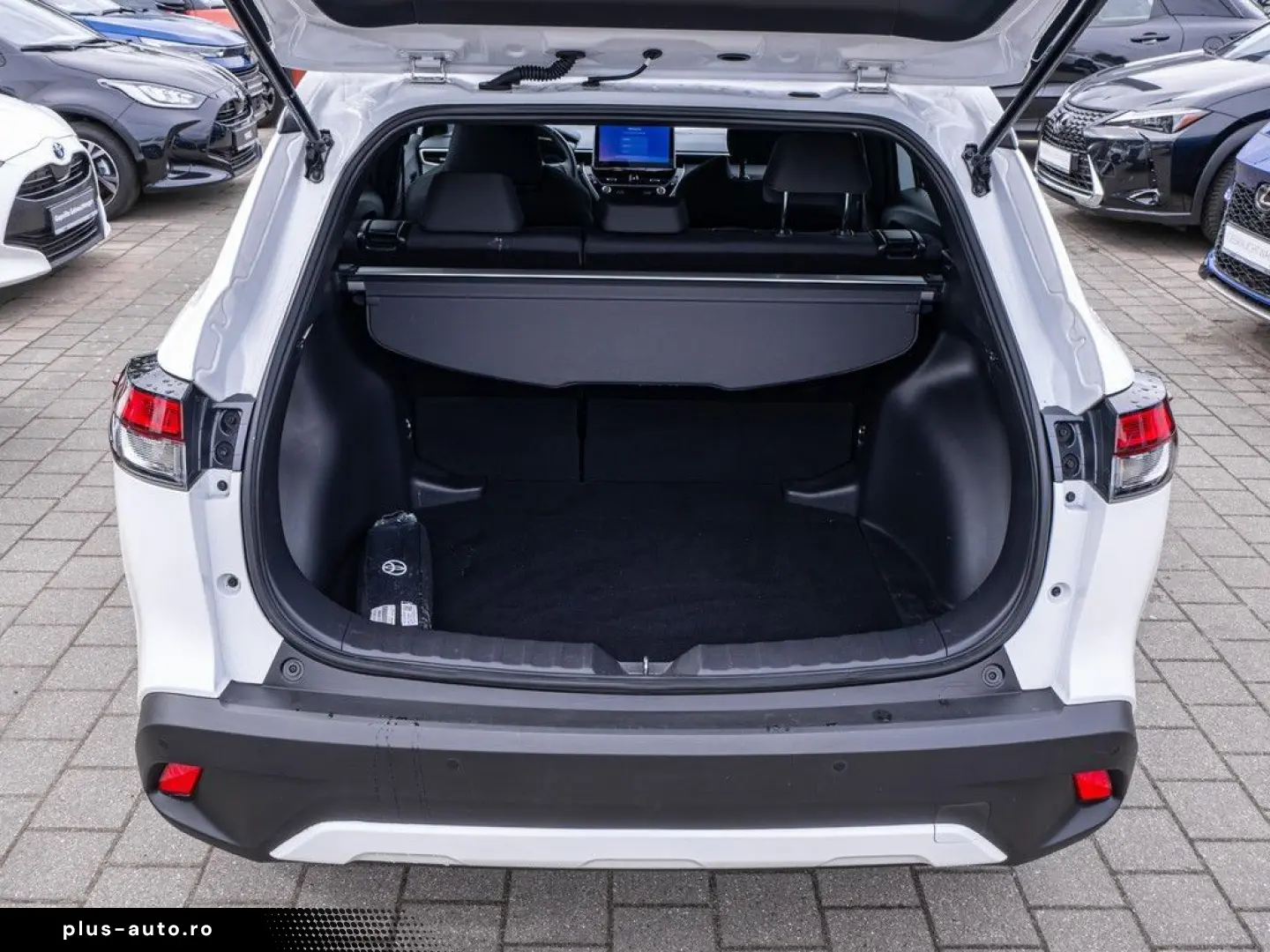 TOYOTA Corolla Cross FWD TeamD 1.8 Hybrid Team D KAMERA