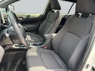 TOYOTA Corolla Cross Hybrid 2.0 VVT-i Team D   Panorama