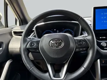 TOYOTA Corolla Cross Hybrid 2.0 VVT-i Team D   Panorama