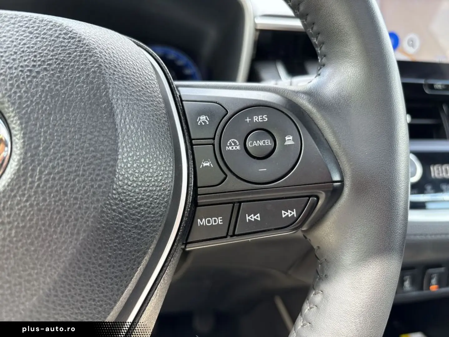 TOYOTA Corolla Cross Hybrid 2.0 VVT-i Team D   Panorama