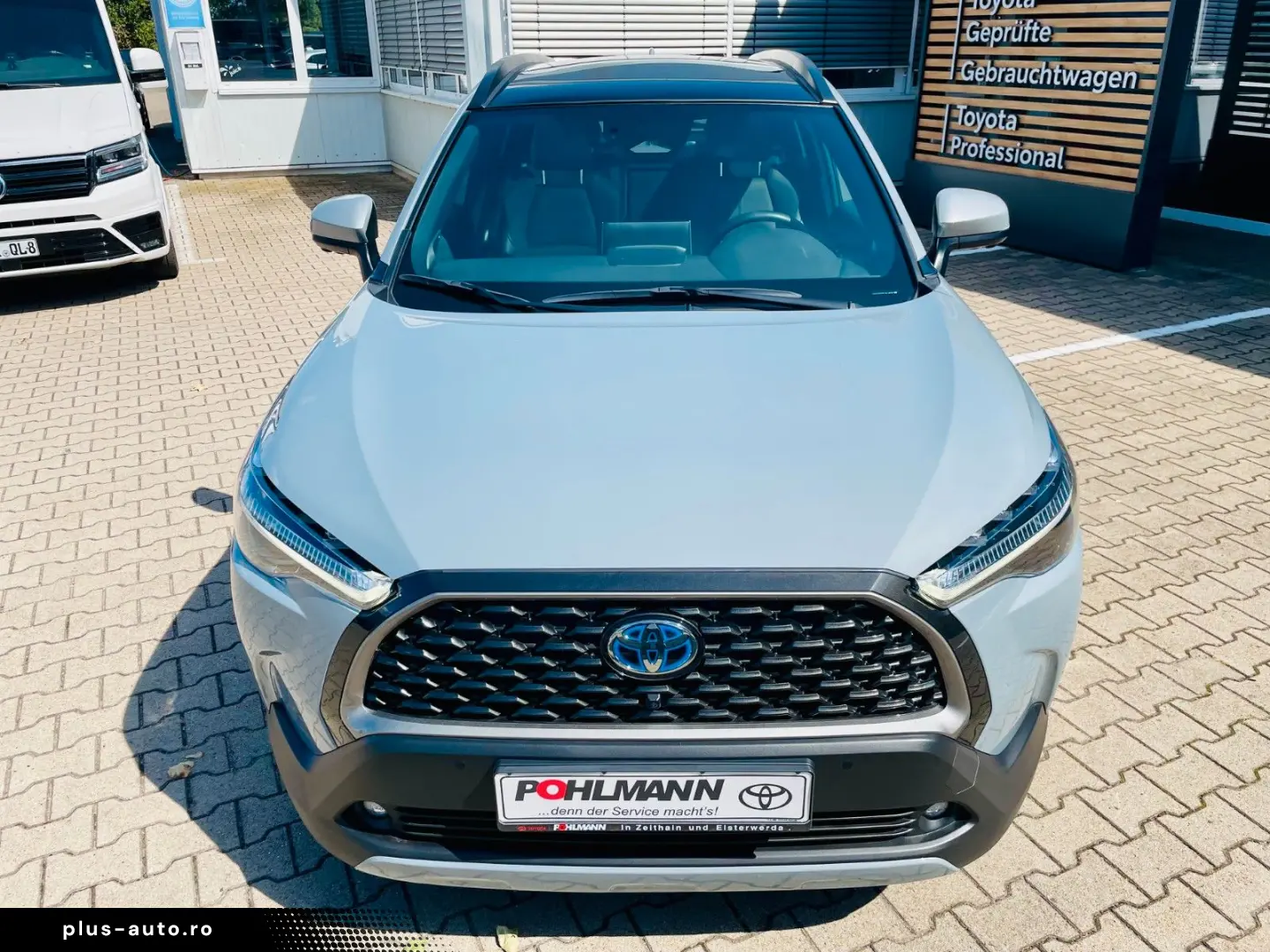 TOYOTA Corolla Cross 2.0 Hybrid Lounge DACH LEDER 360