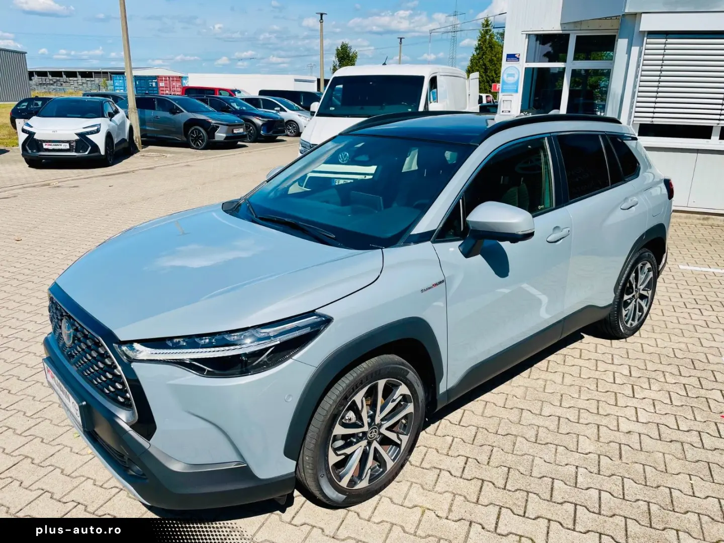 TOYOTA Corolla Cross 2.0 Hybrid Lounge DACH LEDER 360