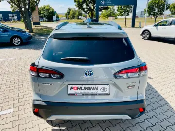 TOYOTA Corolla Cross 2.0 Hybrid Lounge DACH LEDER 360