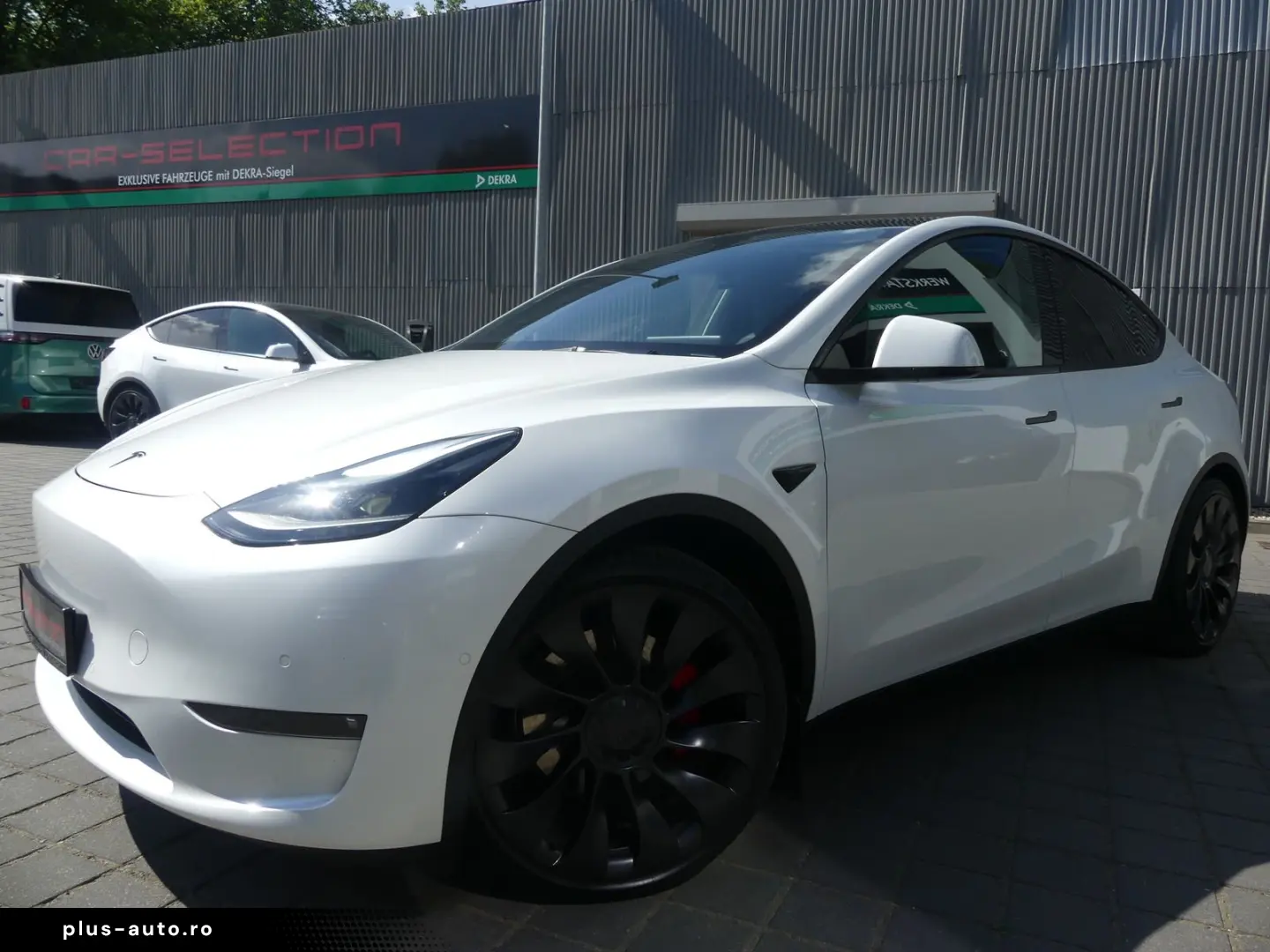 TESLA Model Y Performance Dual AWD PANO LED KAM AUTOPILOT