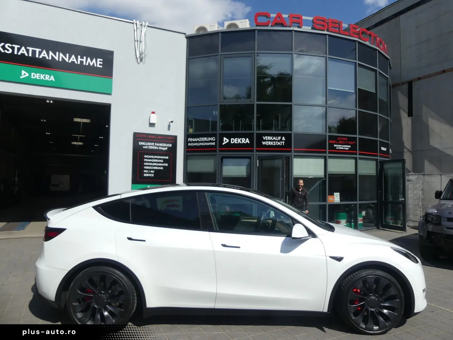 TESLA Model Y Performance Dual AWD PANO LED KAM AUTOPILOT