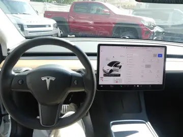 TESLA Model Y Performance Dual AWD