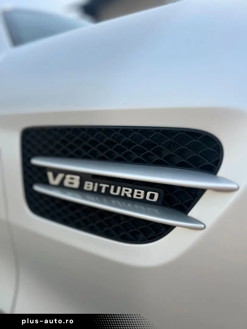 MERCEDES-BENZ AMG GT Coupe MB100 PANO BURMESTER KAMERA