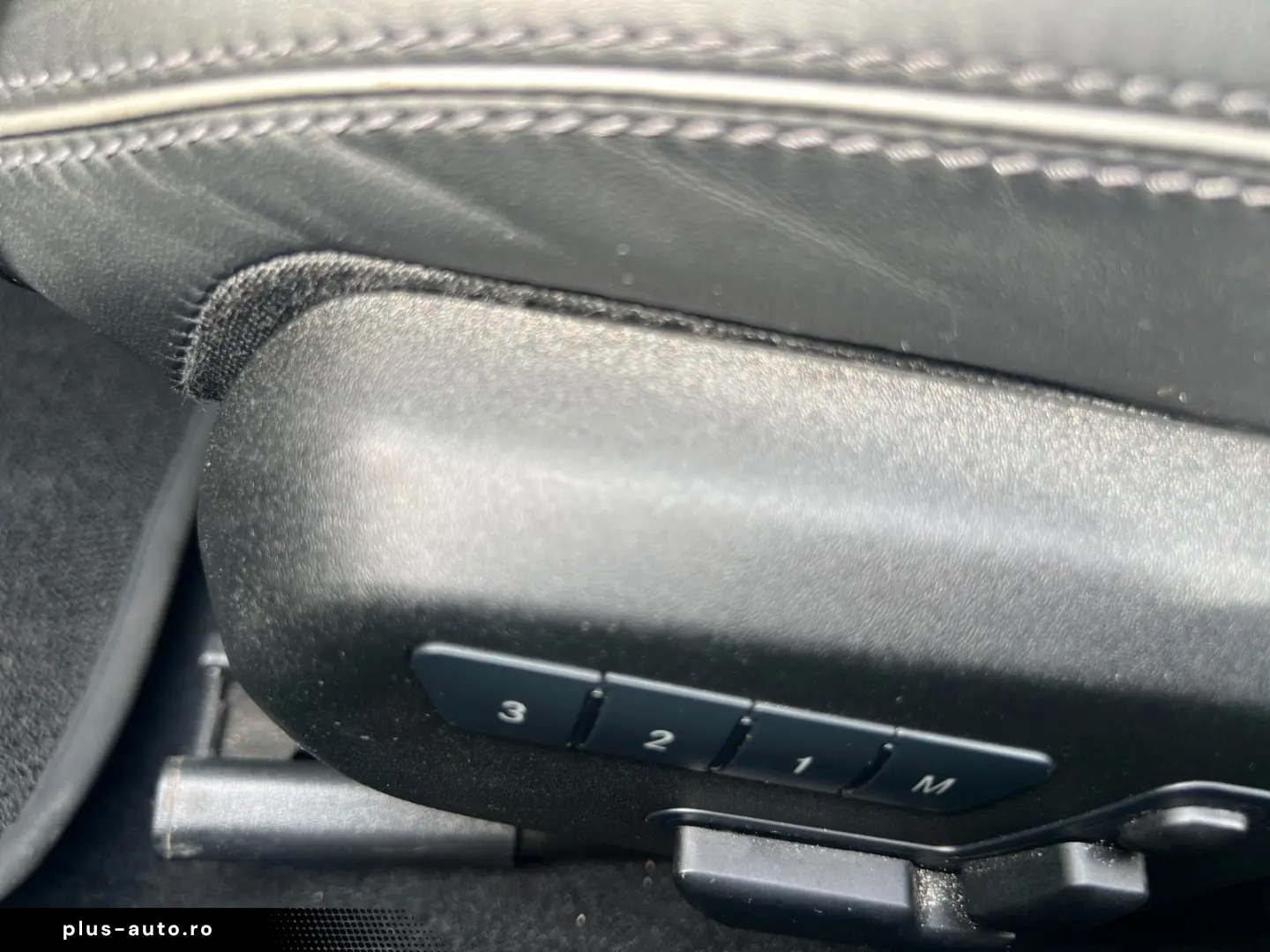 MERCEDES-BENZ AMG GT Coupe MB100 PANO BURMESTER KAMERA
