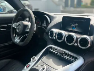 MERCEDES-BENZ AMG GT Coupe MB100 PANO BURMESTER KAMERA