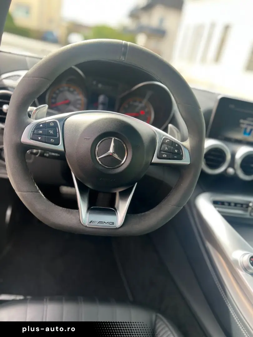 MERCEDES-BENZ AMG GT Coupe MB100 PANO BURMESTER KAMERA