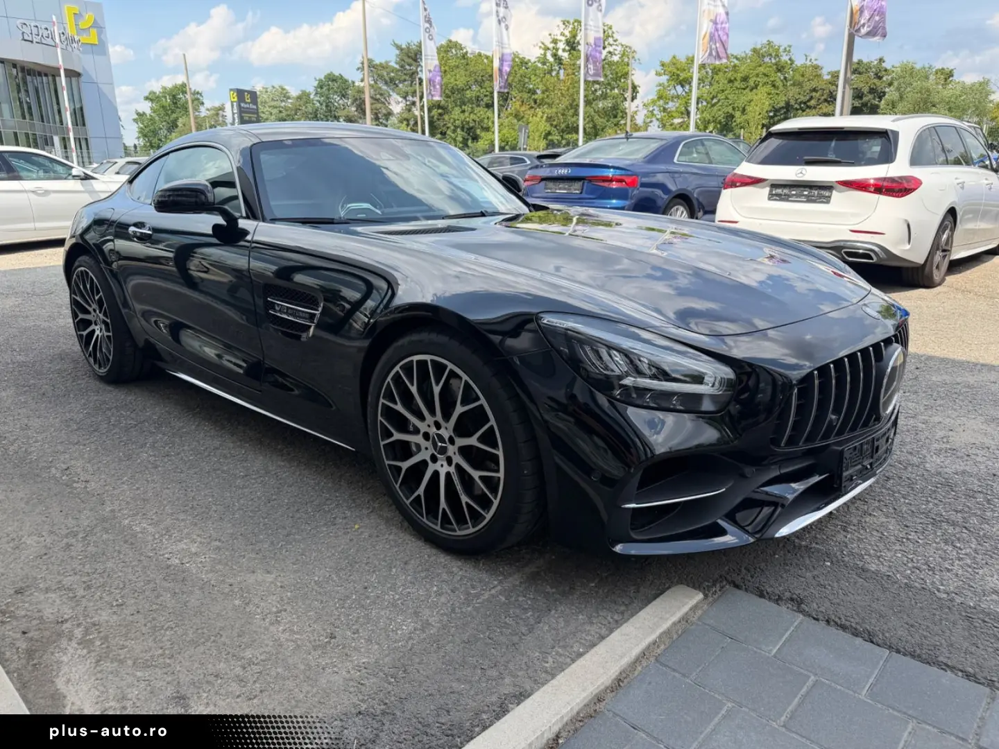 MERCEDES-BENZ AMG GT Coupe  Burmester Pano KD Neu