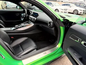 MERCEDES-BENZ AMG GT 4.0 V8 DCT Performance_Burmester_Kamera