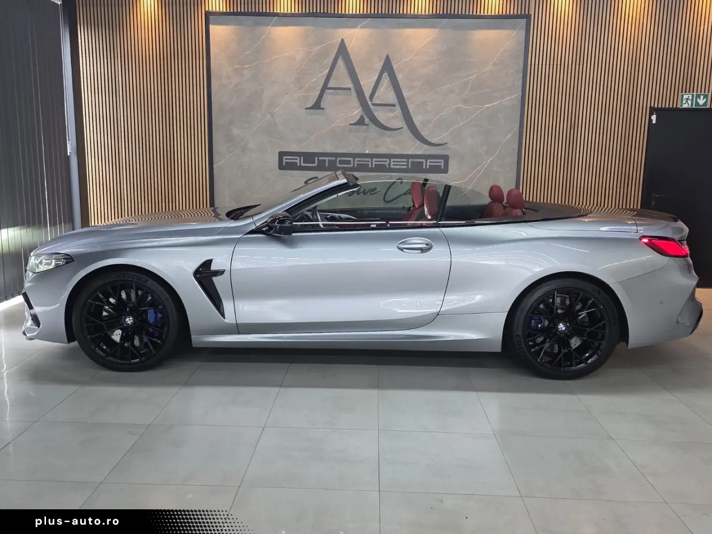 BMW M8 Cabrio Competition INDIVIDUAL B&W