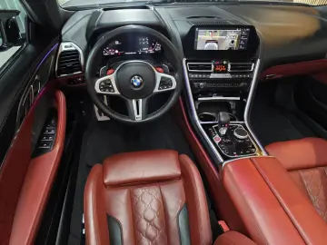 BMW M8 Cabrio Competition INDIVIDUAL B&W