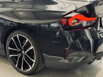 BMW 220 i M Sport  H&K HUD Shadow-Line Live Cockpit