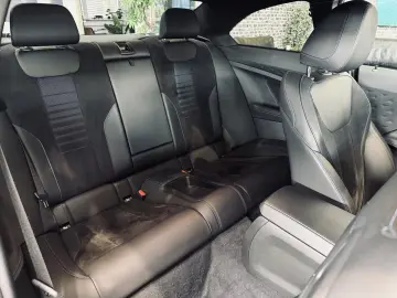 BMW 220 i M Sport  H&K HUD Shadow-Line Live Cockpit