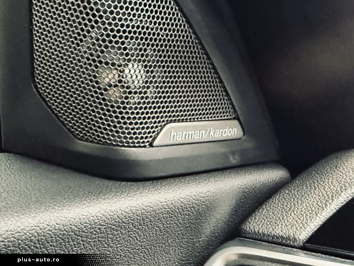 BMW 220 i M Sport  H&K HUD Shadow-Line Live Cockpit
