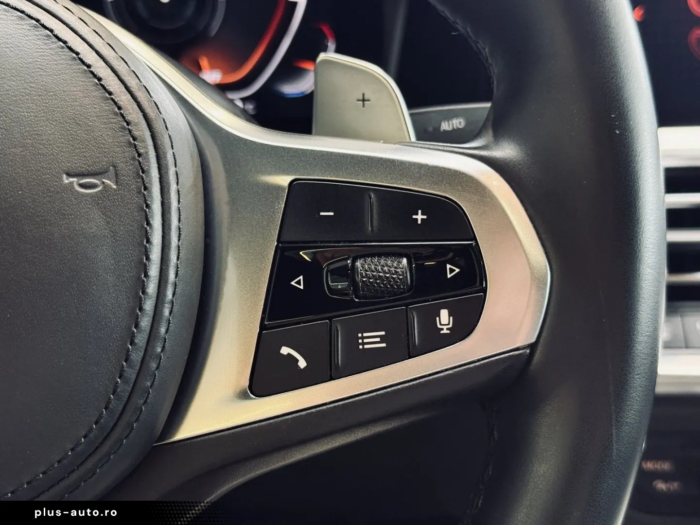 BMW 220 i M Sport  H&K HUD Shadow-Line Live Cockpit