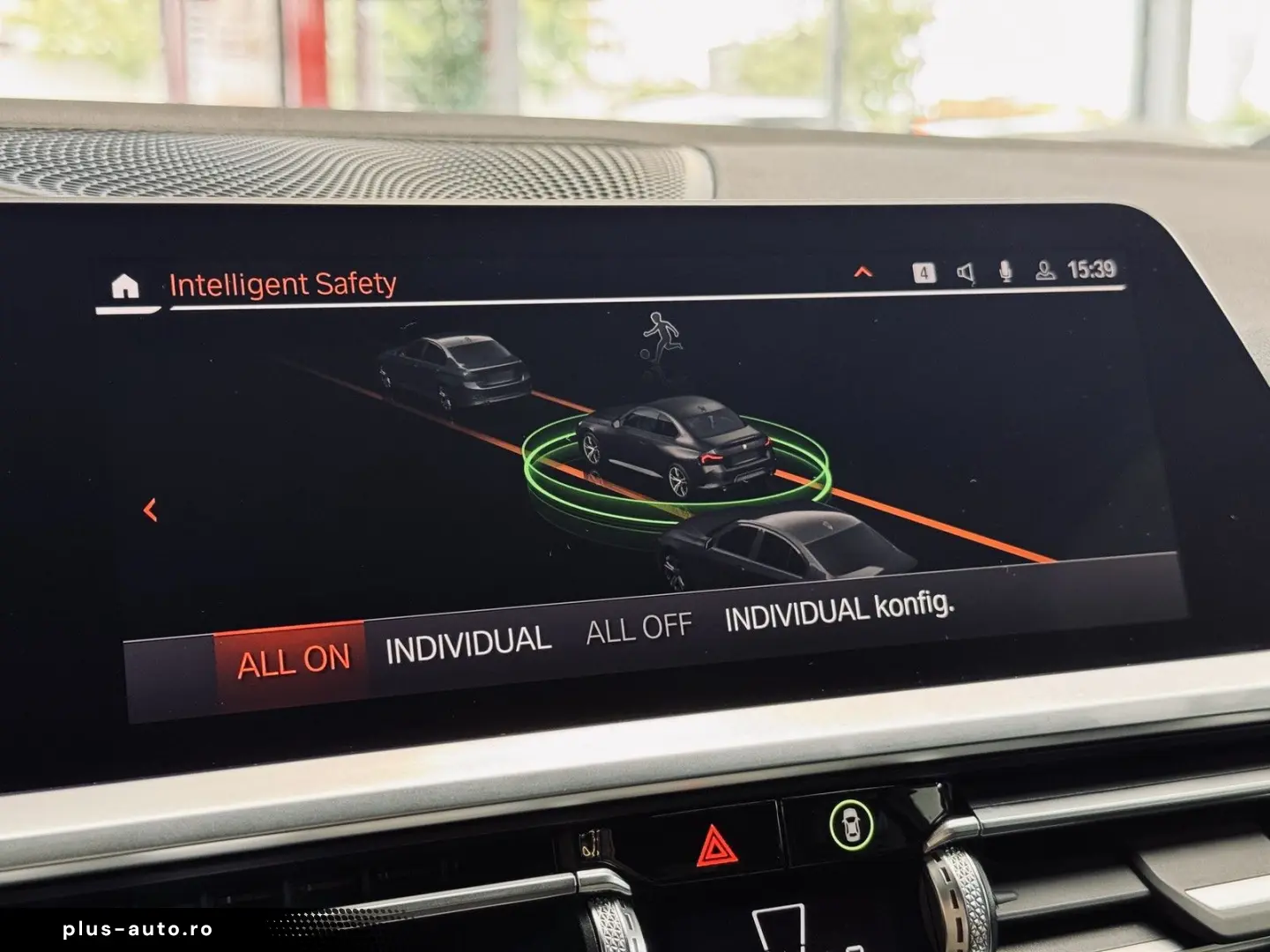 BMW 220 i M Sport  H&K HUD Shadow-Line Live Cockpit