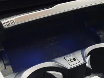 BMW 220 i M Sport  H&K HUD Shadow-Line Live Cockpit