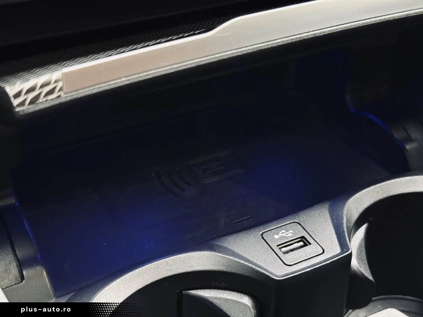 BMW 220 i M Sport  H&K HUD Shadow-Line Live Cockpit