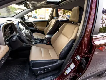 Toyota RAV 4 Hybrid Luxury