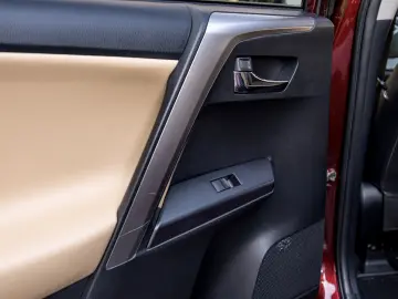 Toyota RAV 4 Hybrid Luxury